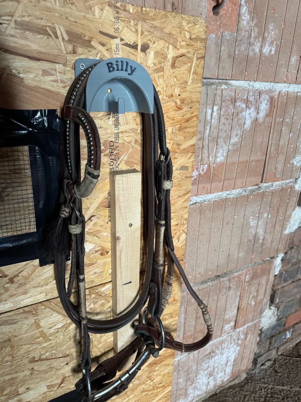 Support Mural Câbles et Accessoires - Image 2