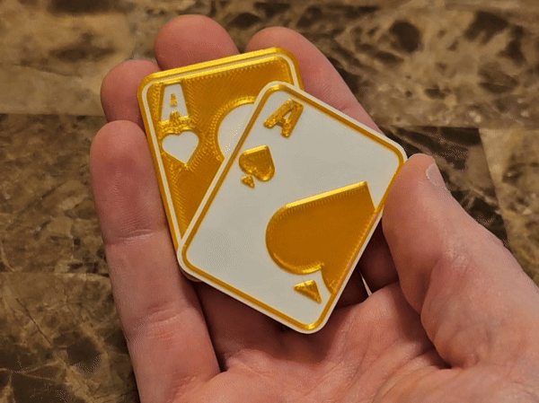 Pocket Aces - A Magnétique Anti-Anti-stress Jouet