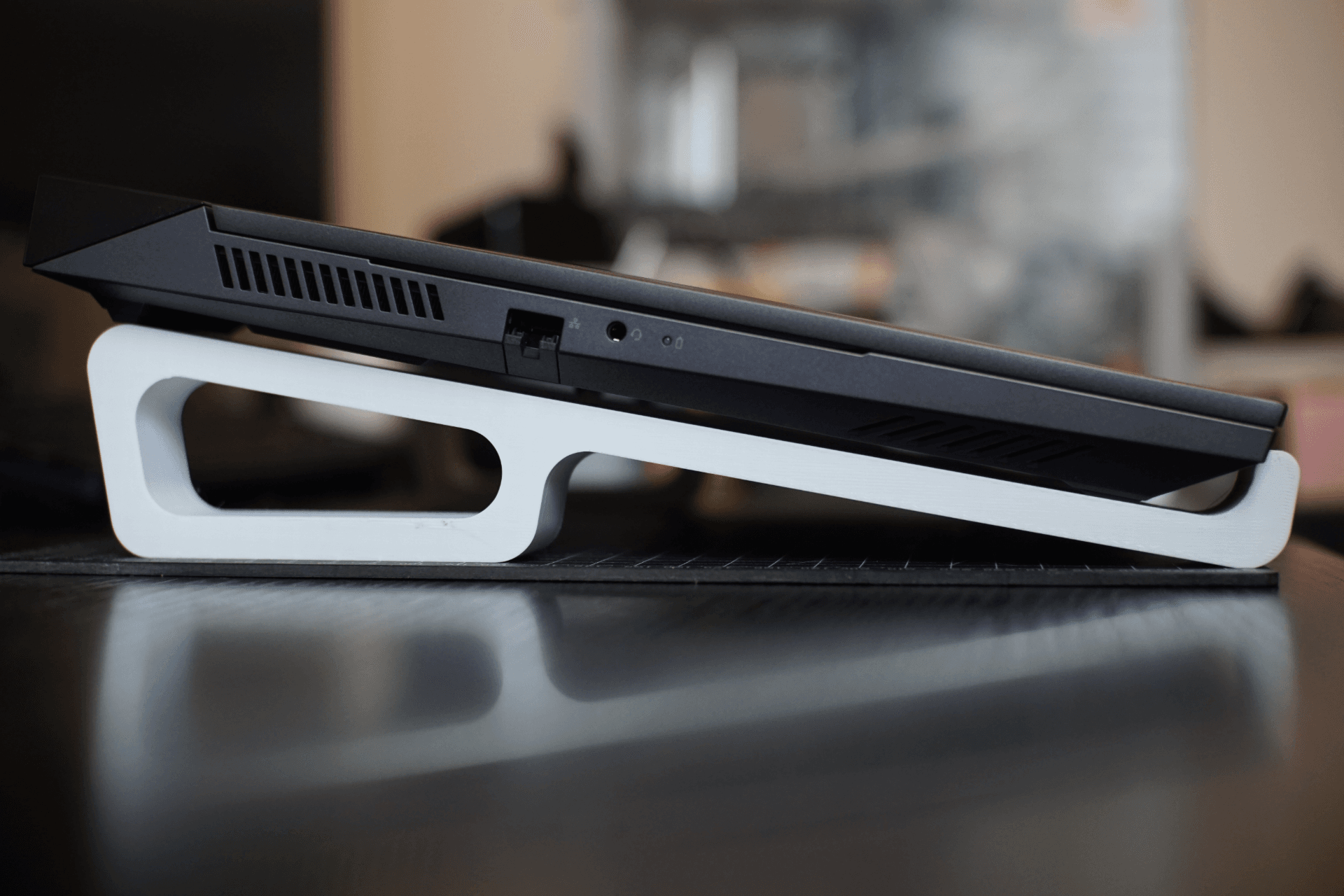 Laptop Support - Image 2