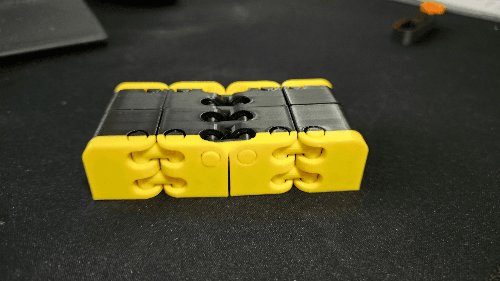 Clickity Clack Infini Cube - Image 4