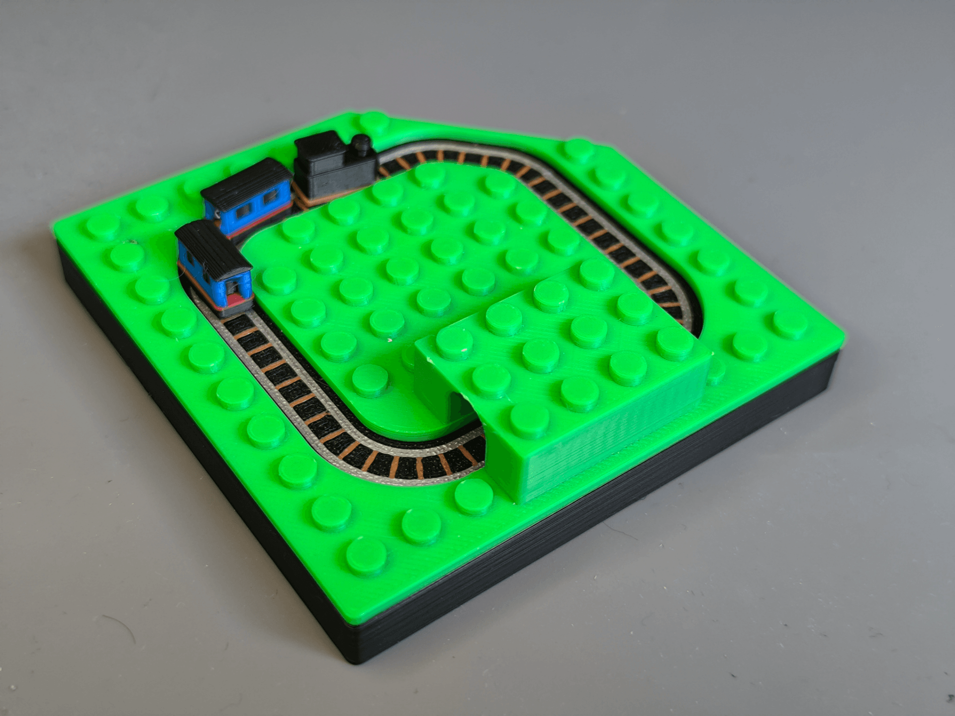 Mini Train - Brick Your Diorama - Image 2