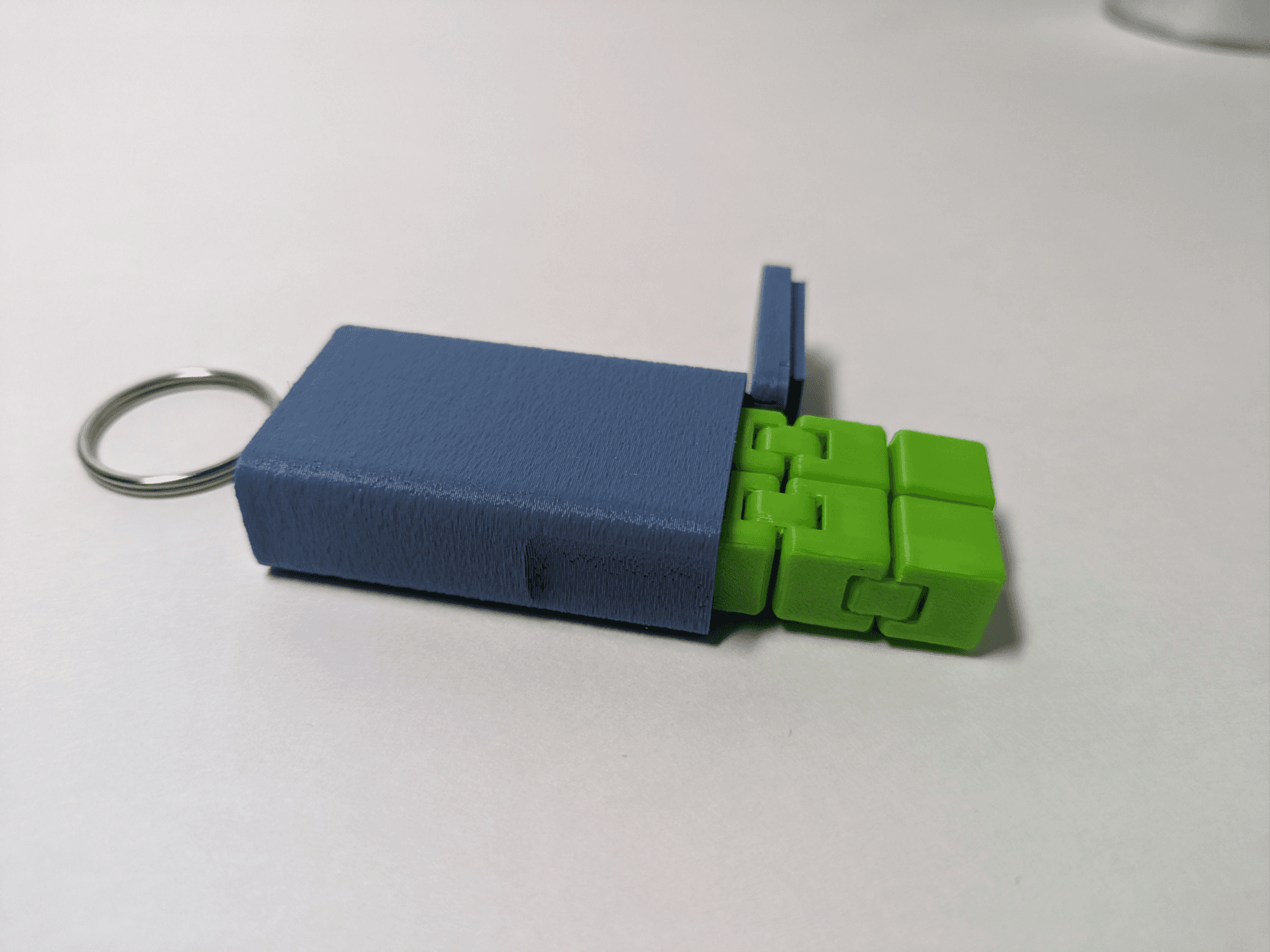 Mini Anti-Anti-stress Infini Cube With Porte-clés Case