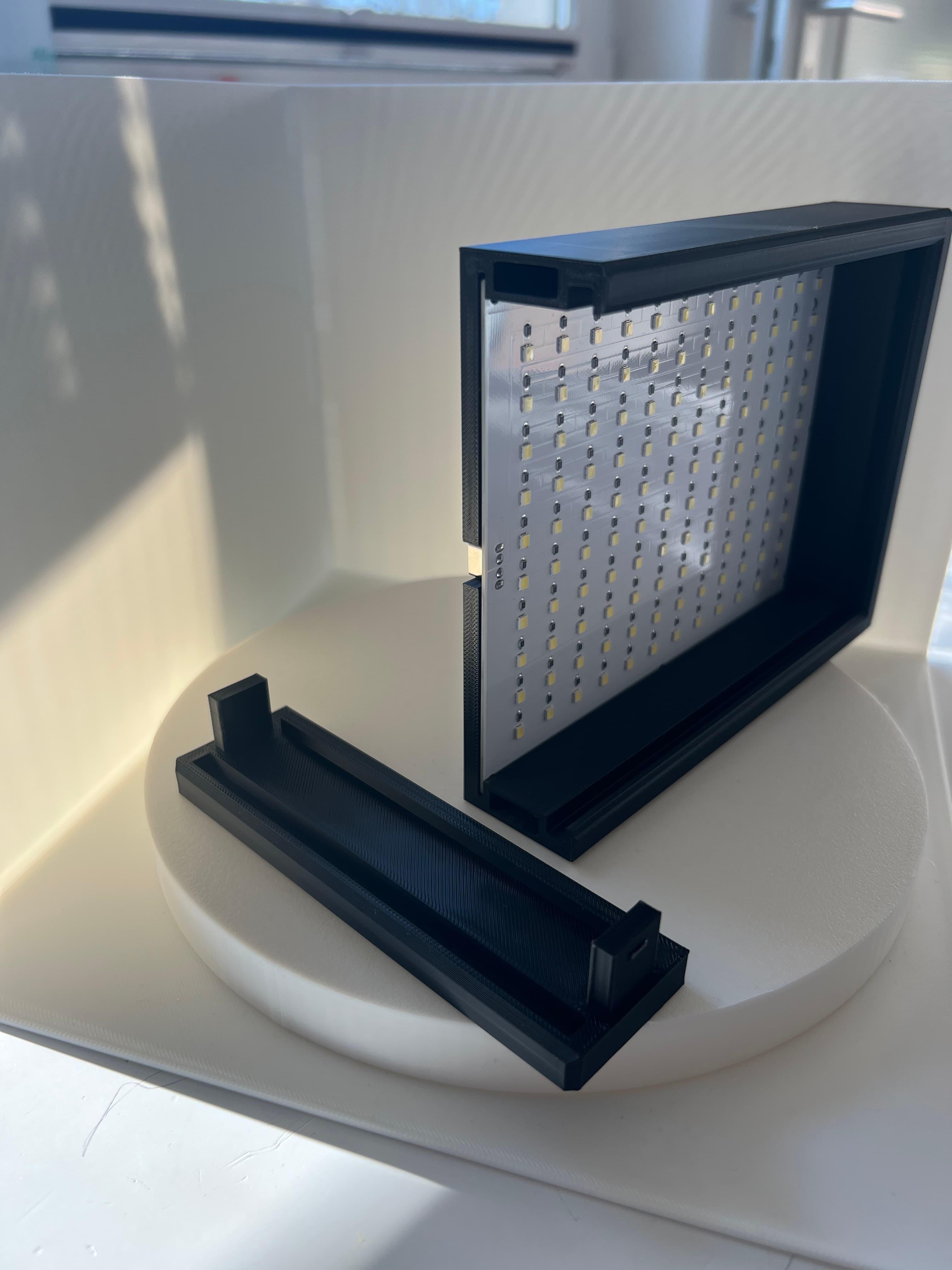 Frame For Lithophanes Bambu Cmyk Backlight Board - Image 4