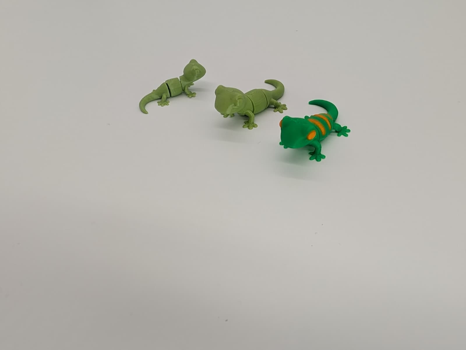 Tiny Gecko - Image 3