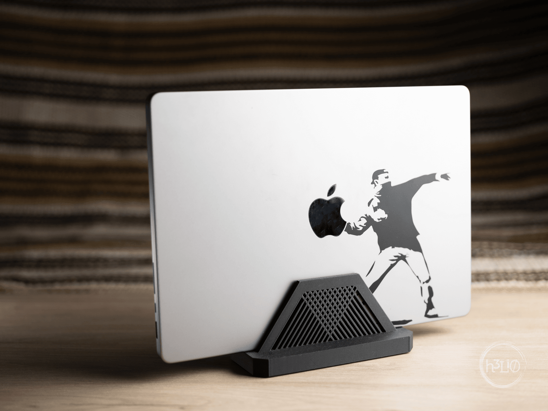 Vert Laptop Support - Image 2