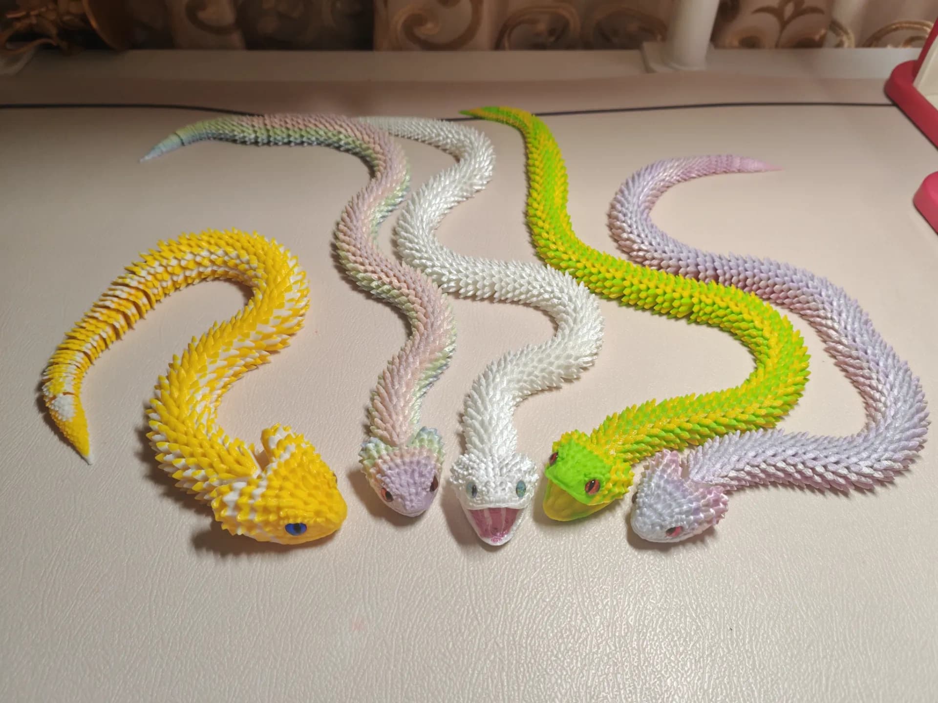 Year Of The Serpent Viral Hit Articulé Rainbow Serpent Viper And White Serpent Models - Image 4