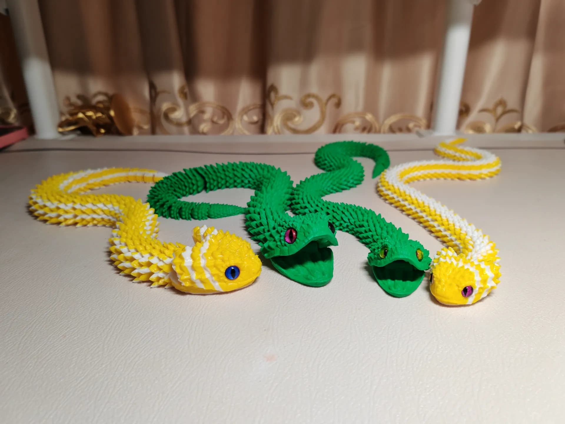 Year Of The Serpent Viral Hit Articulé Rainbow Serpent Viper And White Serpent Models - Image 5