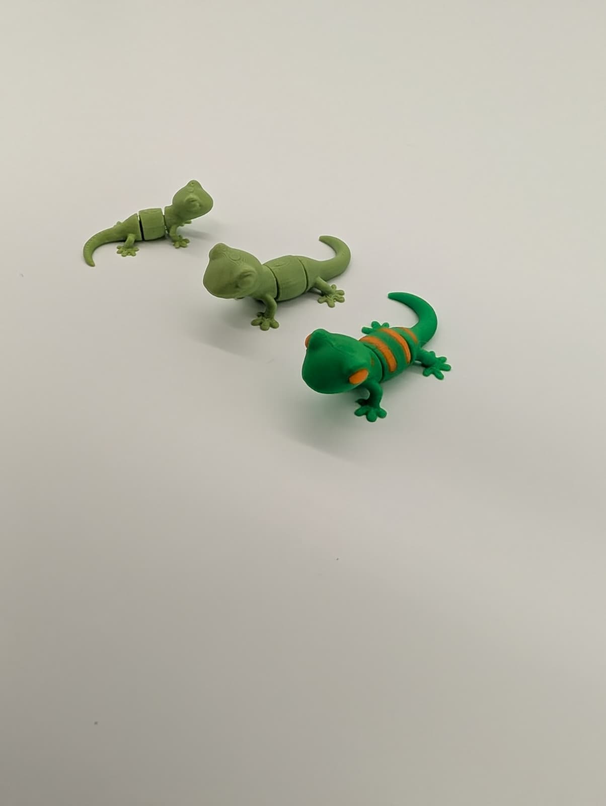 Tiny Gecko - Image 4